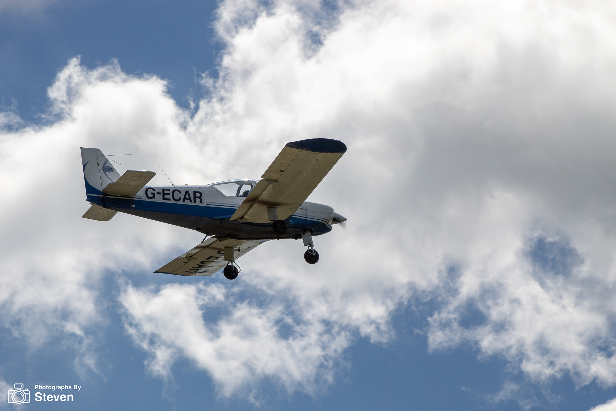 airplane aircraft vehicle transportation 